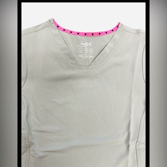 HeartSoul Pitter Pat V-Neck Media Scrub Top Grey Women’s XXS Short Sleeve NWT - Picture 4 of 7